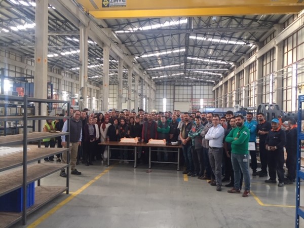 Our monthly production, which has been increasing in line with the Plan-Program, was realized as 75,085 parts at the level of 96% in October 2019 and in this context our Production Manager cuts the celebration cake.